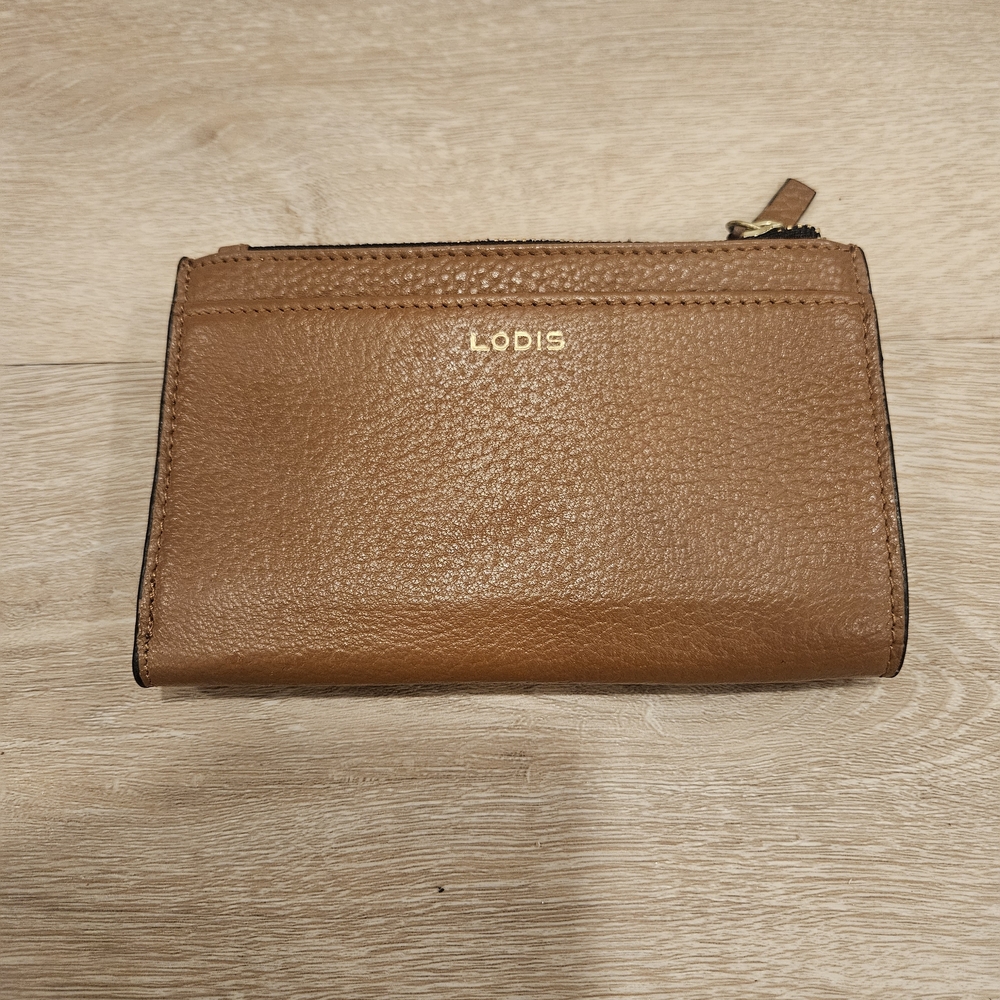 Lodis Pebbled Leather Compact Bifold Wallet RFID